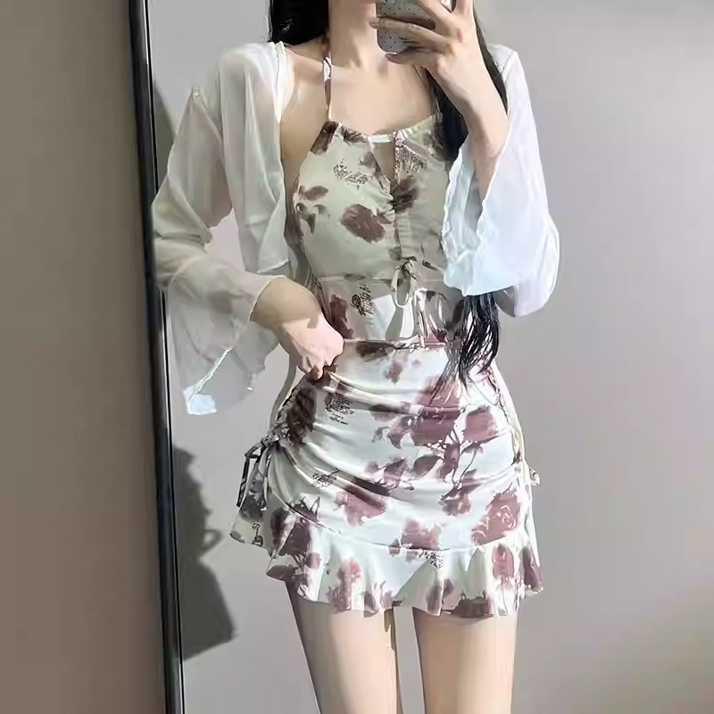 Women's Swimsuit 2024 New Popular Style, Conservative One-Piece Skirt Style with a High-End Feel, Tummy-Covering Milk Silk
