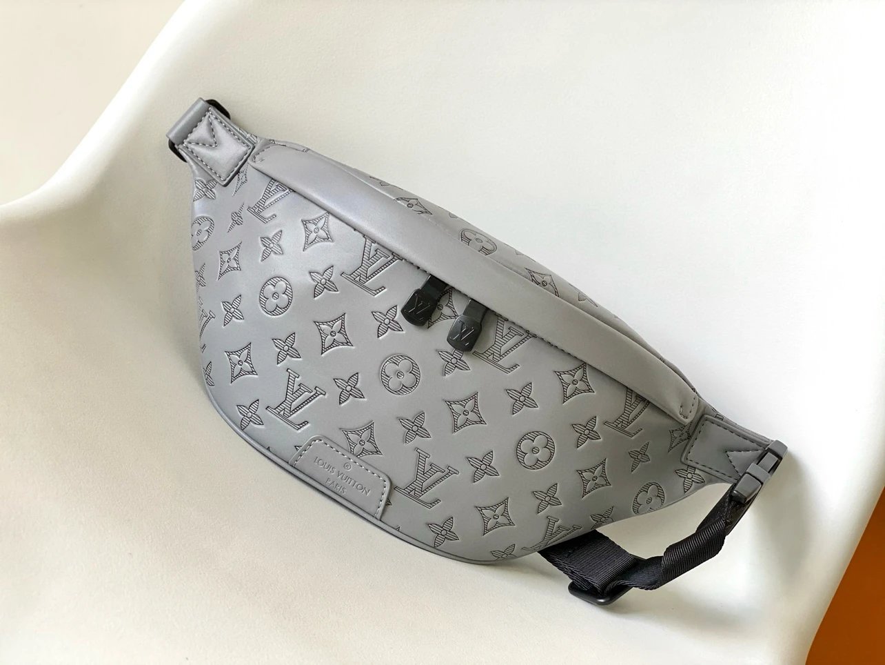 Louis Vuitton Monogram Belt Bag Foto QC de WEIDIAN na Qualit.ly