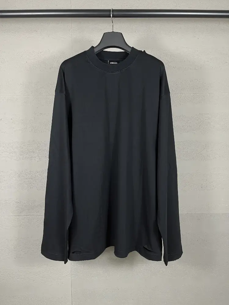 S25 New Front and Rear Masking Tape Pulp Printed Frayed Destroyed Old Hem Handmade Trendy Long-Sleeved T-Shirt