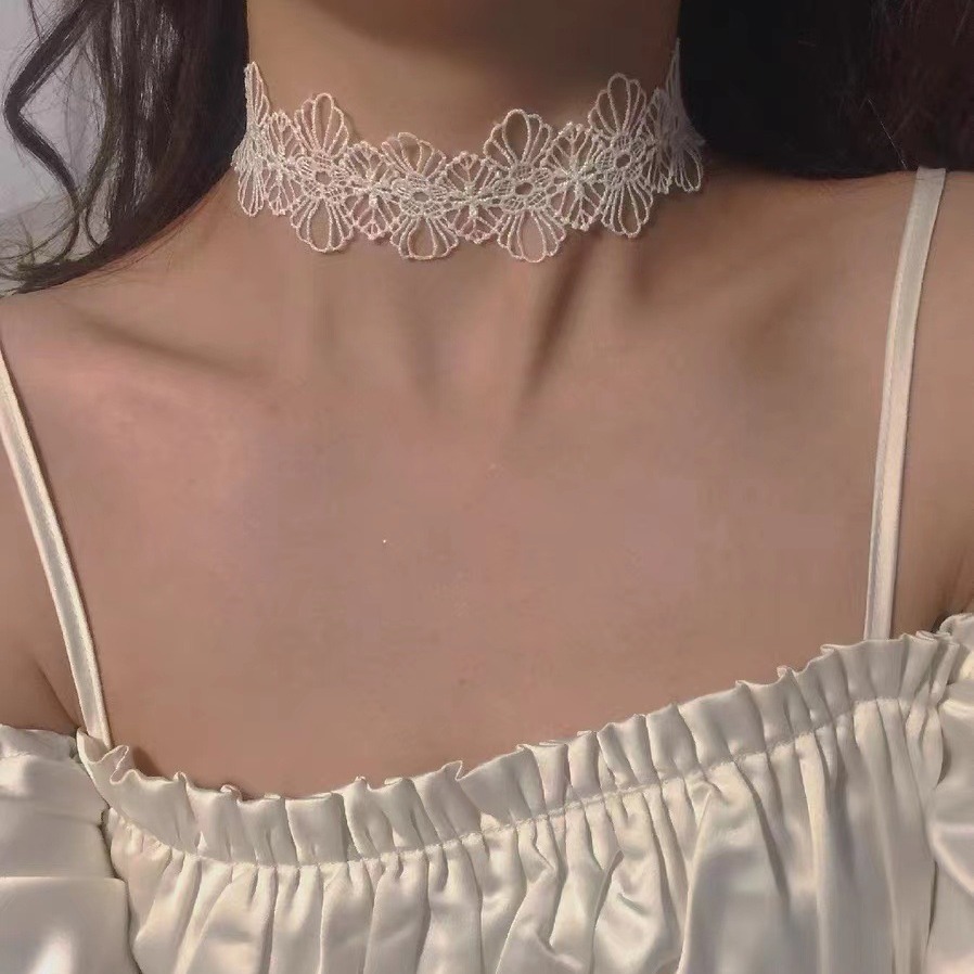 "Girl's Ribbon" White Lace Lace Collar Binding Accessories Lace Black Eye Mask Pure Props