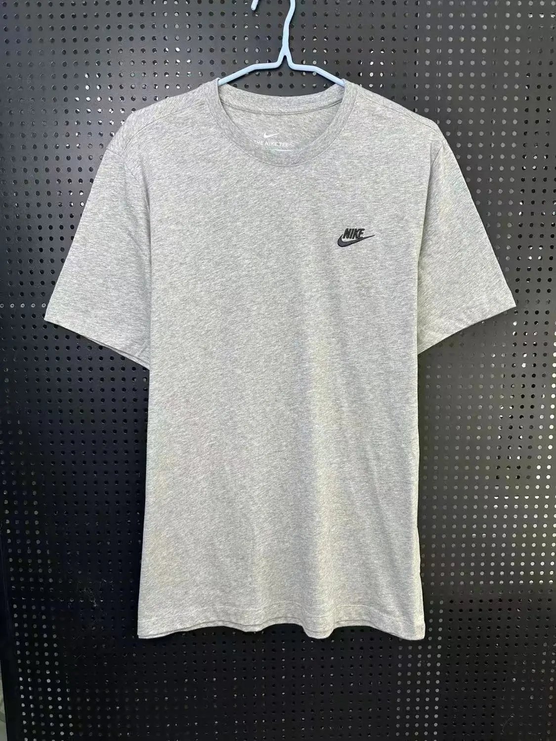 Nike The Nike Tee
