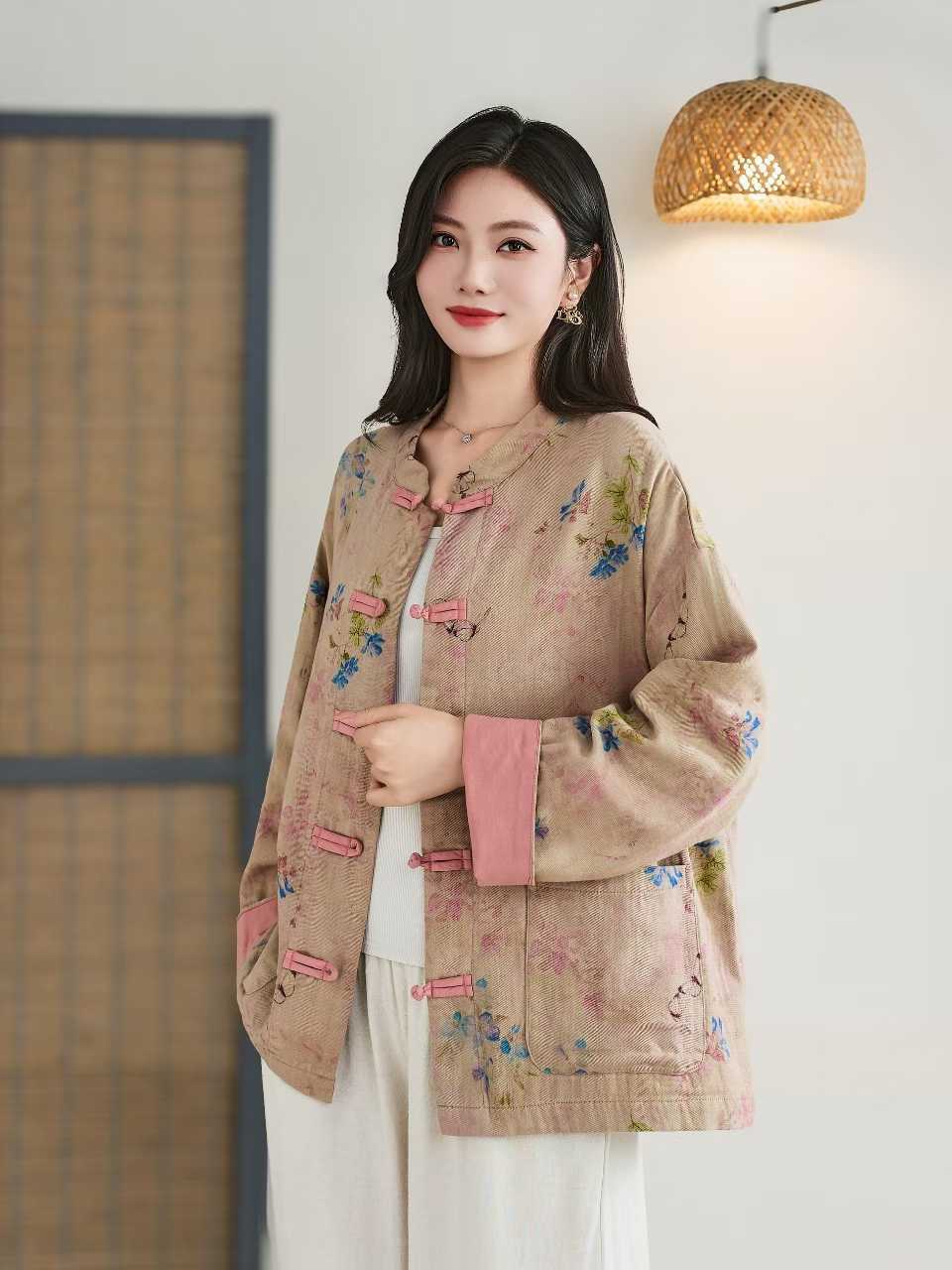 2024 Autumn Chinese Style Floral Cotton and Linen Large Size Cardigan Retro Chinese Style Stand Collar Buttoned Long Sleeve Women's Jacket