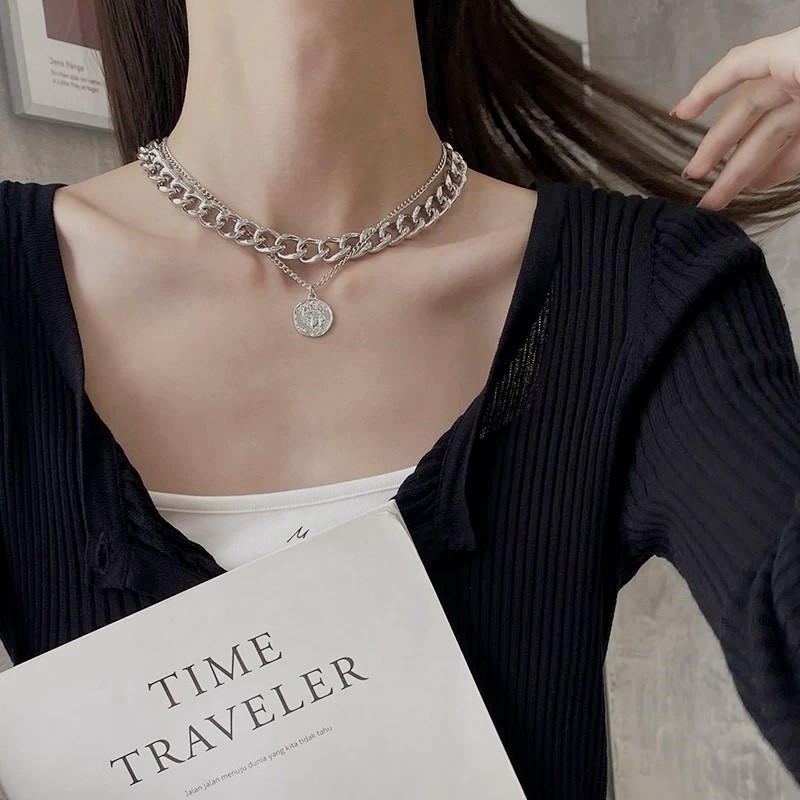 European and American tide retro portrait exaggerated thick chain necklace double personality chain hip hop neck chain short clavicle chain wholesale