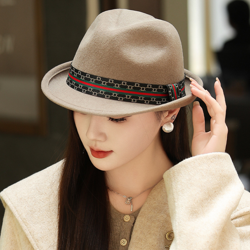 2024 autumn and winter new casual retro wool cowboy hat British fashion woolen hat elegant felt hat wholesale