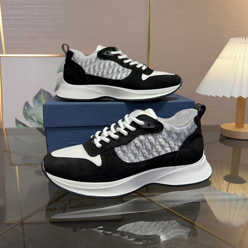 European Station Spring and Autumn Trendy Alphabet Home Low-top Casual Men's Shoes Old Flower Embroidered Thick Bottom Lace-up Fashion sneaker QC-foto från 1688 på Qualit.ly