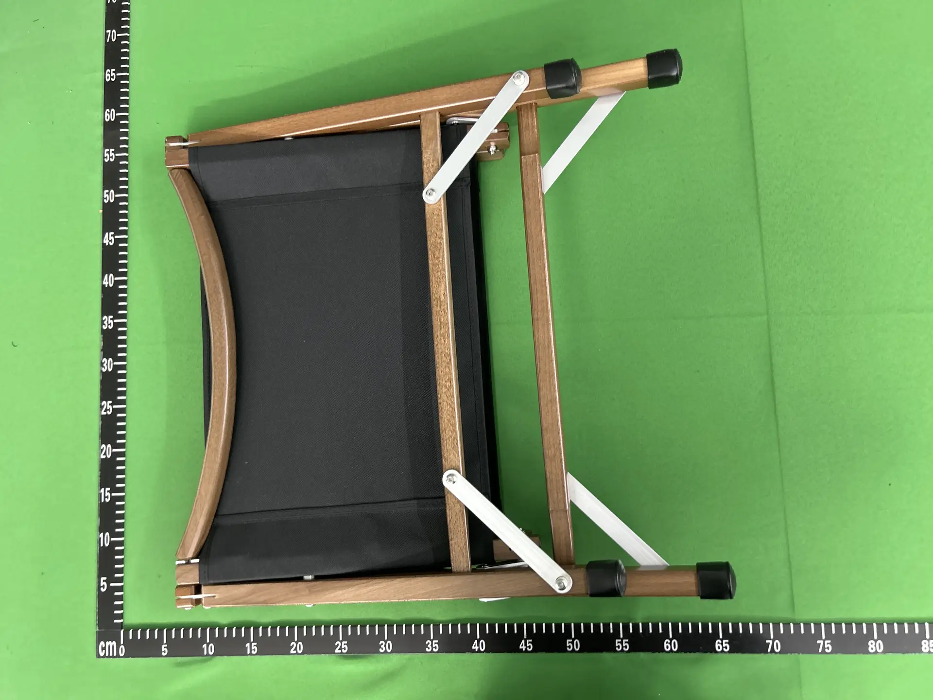 Dark Luxury, Heavy-Duty Cross-Pattern Leather, Imported Beech Wood, Portable Outdoor, Can Be Used in the Car, Kermit Folding Chair