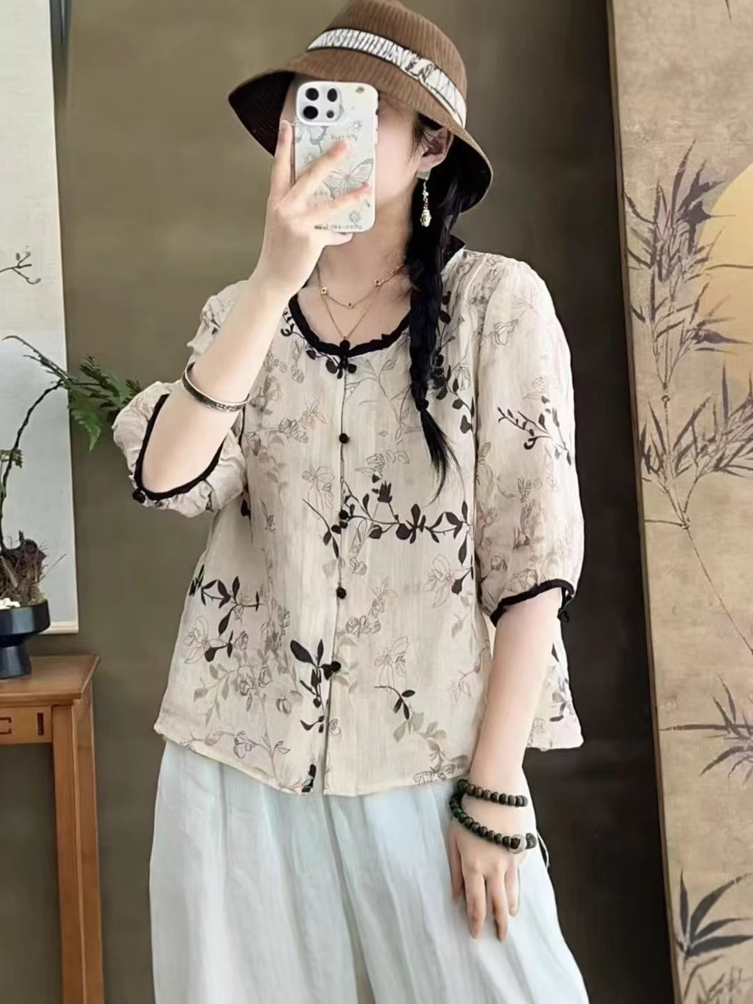 2026 Summer New Style New Chinese-Style T-Shirt with Contrasting Colors, Round Neck, Ruffled Edges, Three-Quarter Sleeves, Slim-Fit Cardigan, Ramie Shirt for Women