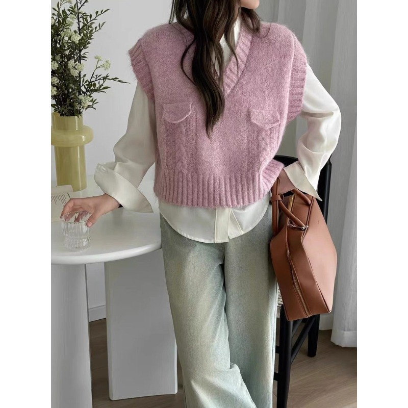 2025 Spring and Autumn Gray Knitted Sweater Vest Women's New Style Shirt Layered Sleeveless Vest Top