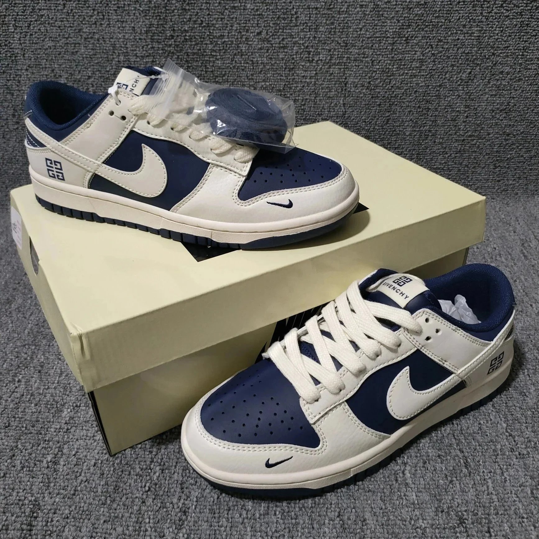 纯原 纪梵希dunk联名白蓝色 diy定制 頂级全头层荔枝纹 GIVENCHY X Nike DIY Dunk SB Pro Low 耐克 NK 联名 男鞋女鞋情侣鞋旅游鞋低帮板鞋 休闲运动鞋