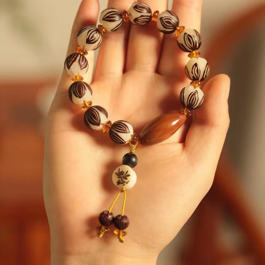 Natural Bodhi root carving lotus shape bracelet Bodhi Root single ring bracelet finger soft Buddha beads rosary bracelet