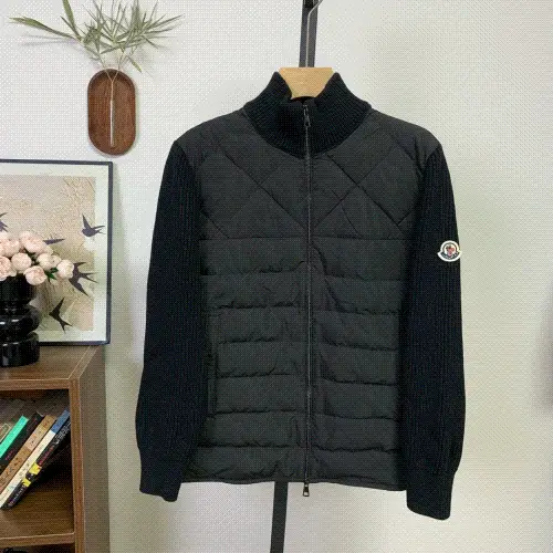 针织羽绒拼接羽绒服3