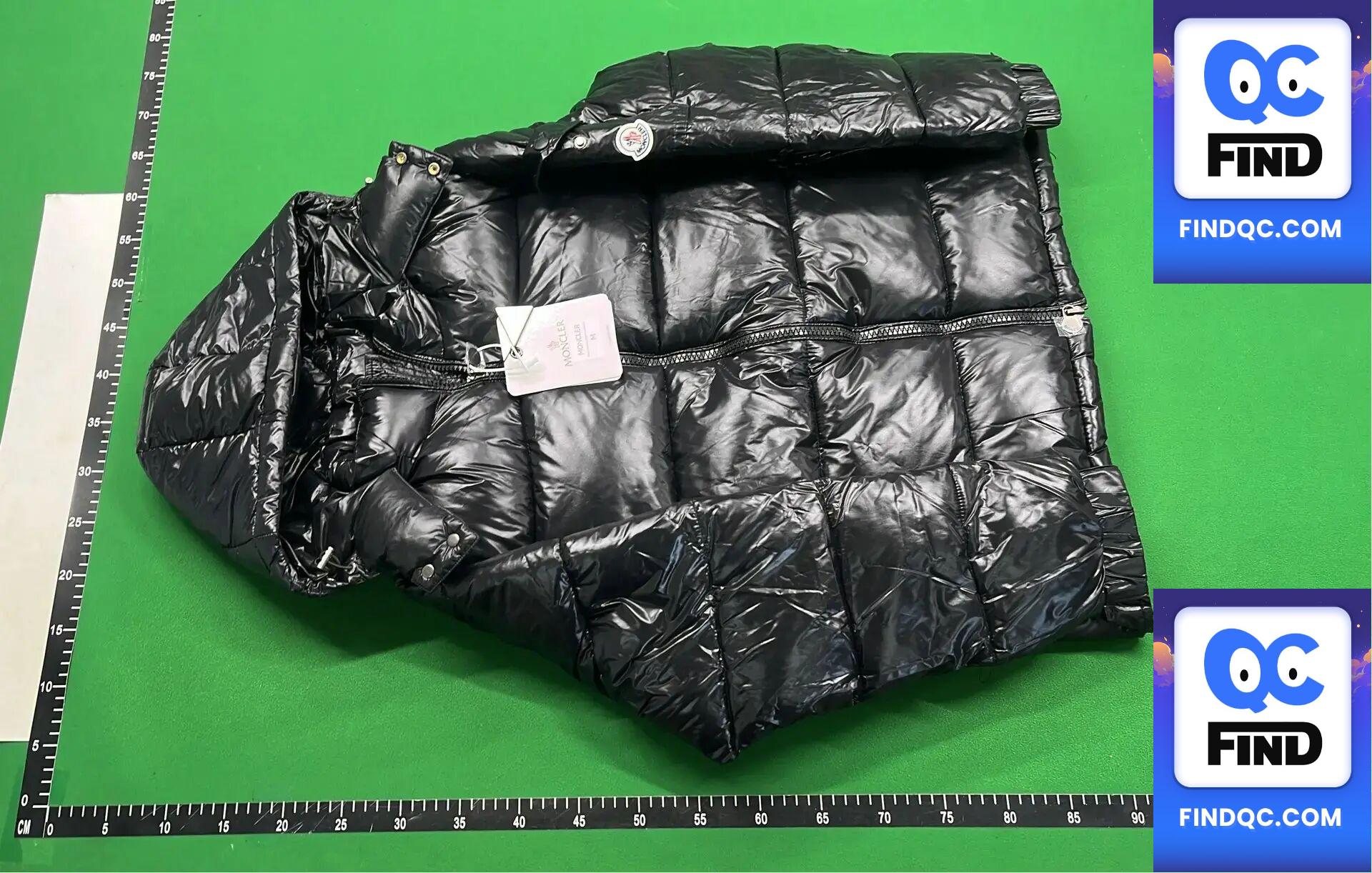 Moncler puffer jacket black QC
