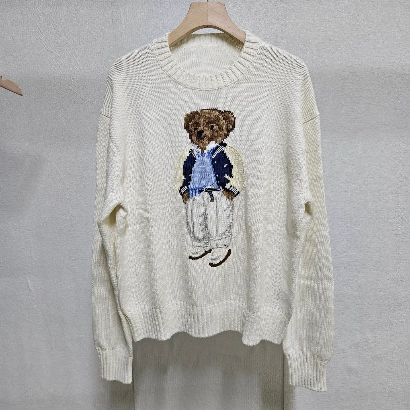 Foreign Trade Autumn and Winter Style Cotton Cartoon Bear Heavy Embroidery Round Neck Preppy Style Age-Reducing Versatile Sweater for Women A82
