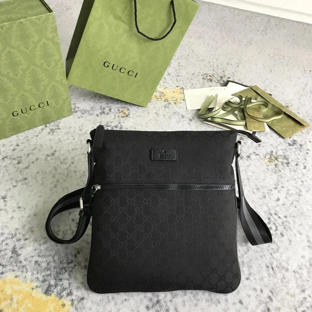 Gucci shoulder bag
