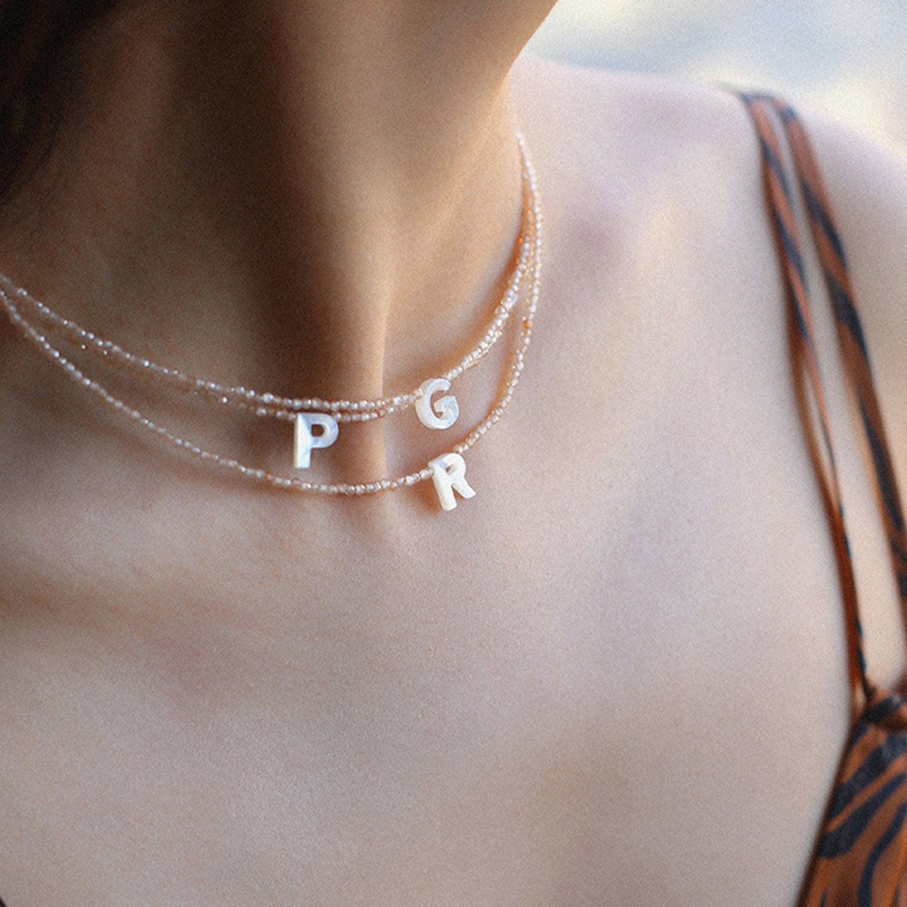Amazon Anti-Crystal English Letter Necklace Beaded Necklace Niche High-Level Elegant Fashion Clavicle Chain Pendant