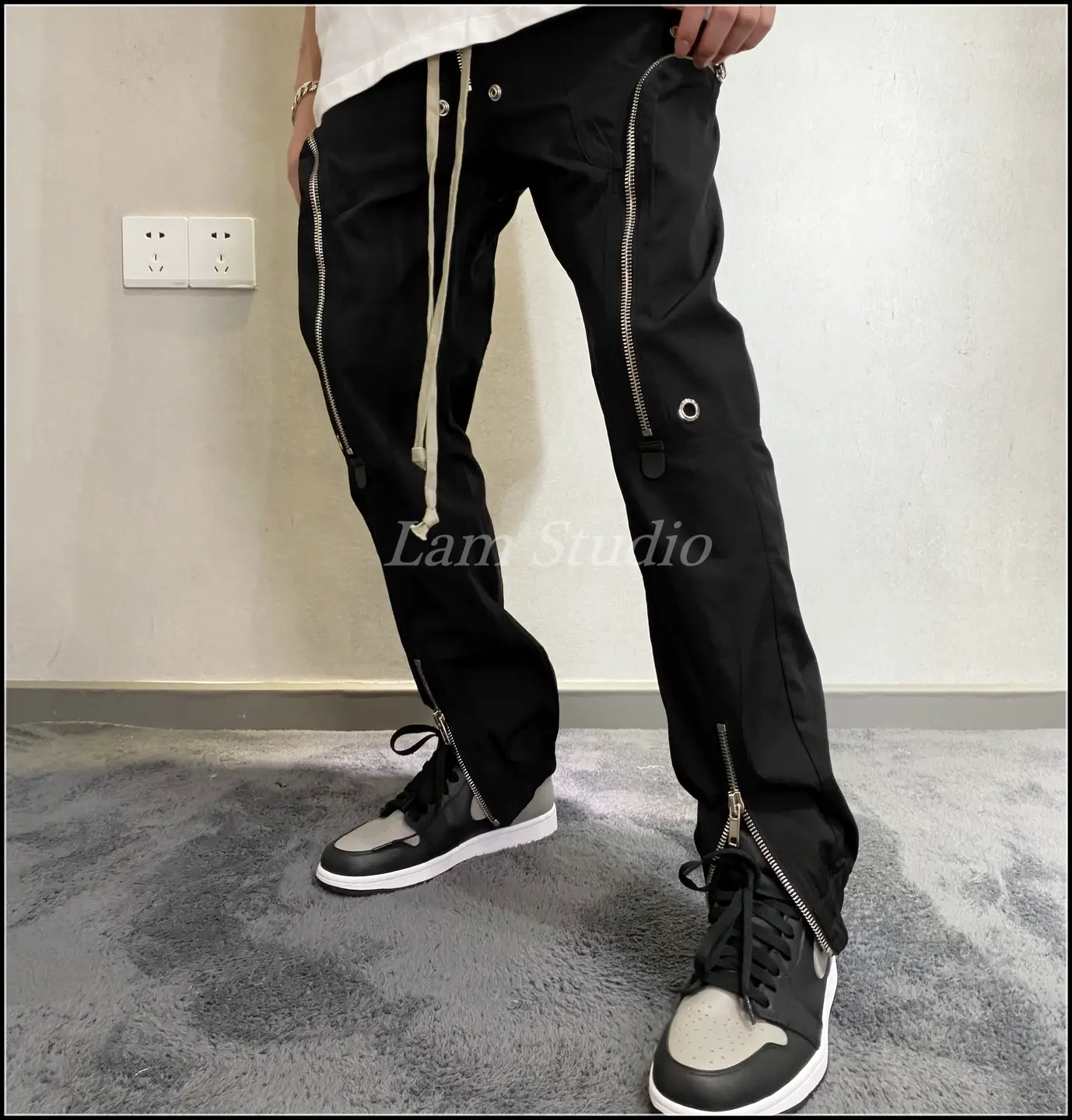 High-Quality Classic Dark Style Mainline Ultra-Complicated Multi-Zipper Eyelet Side Pocket Slim Fit Biker Cargo Pants