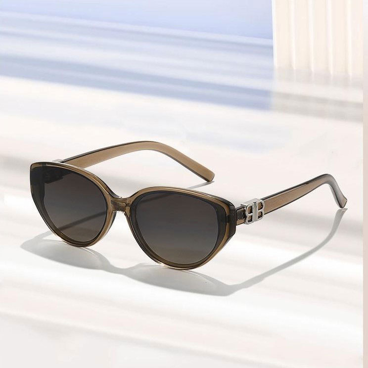 New High-End Sun Protection Street Photography Sunglasses Internet Celebrity Same Style Fashionable Temperament High-End Sunglasses Cat-Eye Summer Clear Glasses