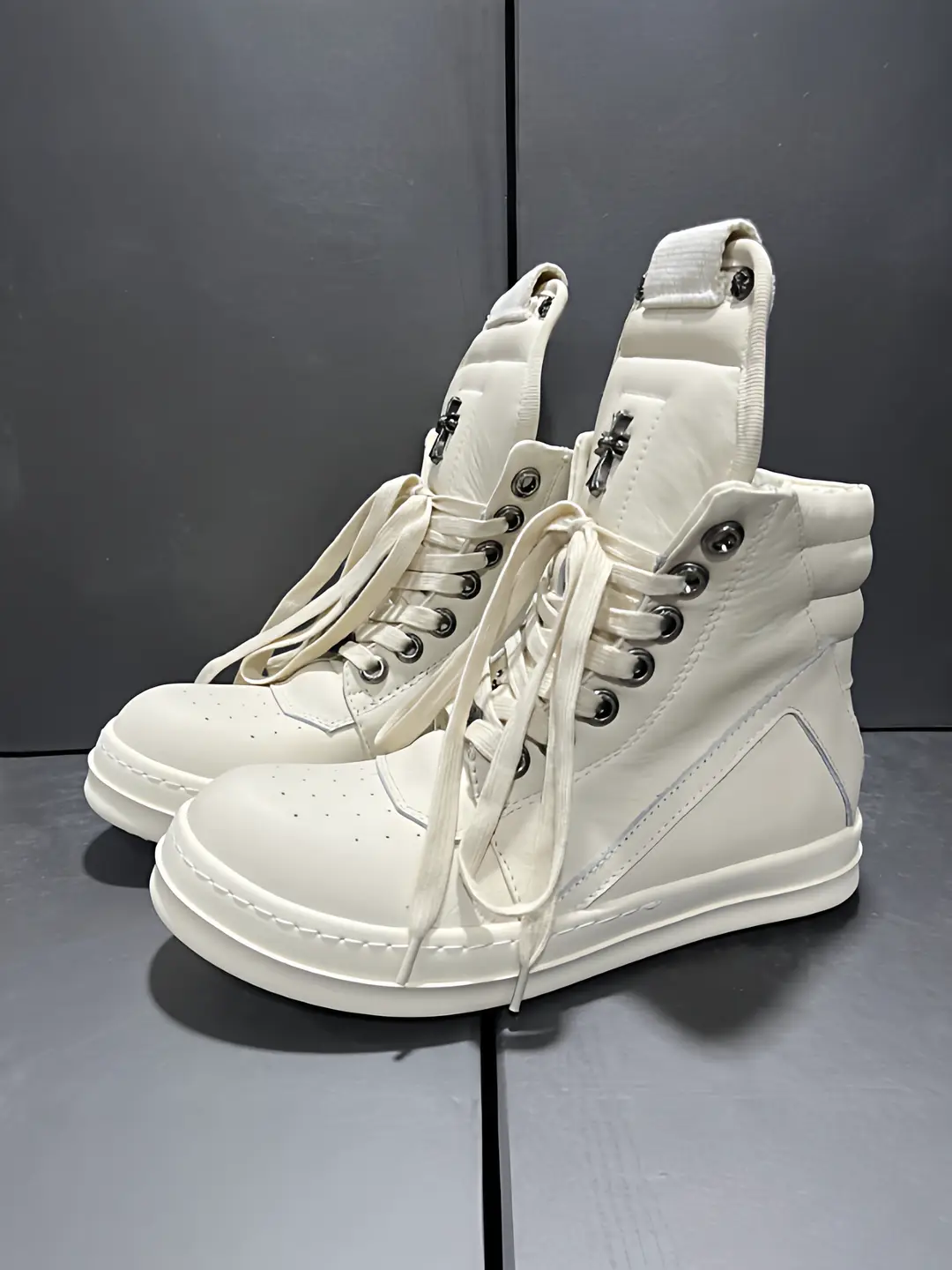RO new European and American high top shoes, height increasing leather inverted triangle casual high street board, versatile thick soled men's shoes, short boots, women's shoes
