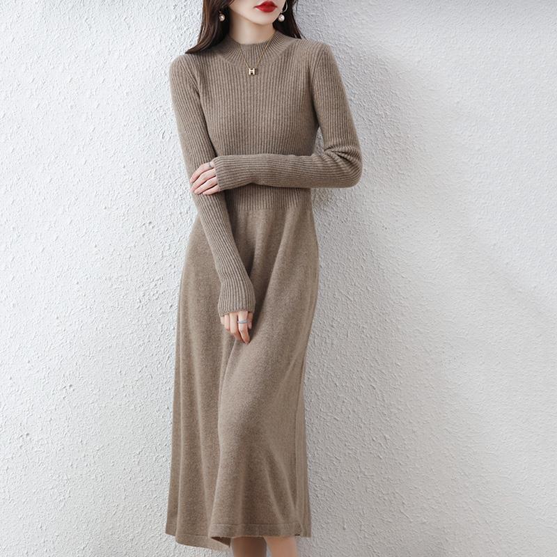 Commuting Gentle Base Dress 2024 Autumn and Winter Solid Color Thread Knitted Half-neck Knitted Dress