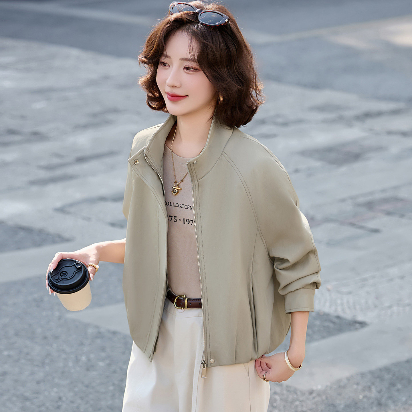 2026 Spring New Style Stand Collar Short Leather Jacket for Women, Loose Fit Versatile Stylish Jacket for Petite Figures