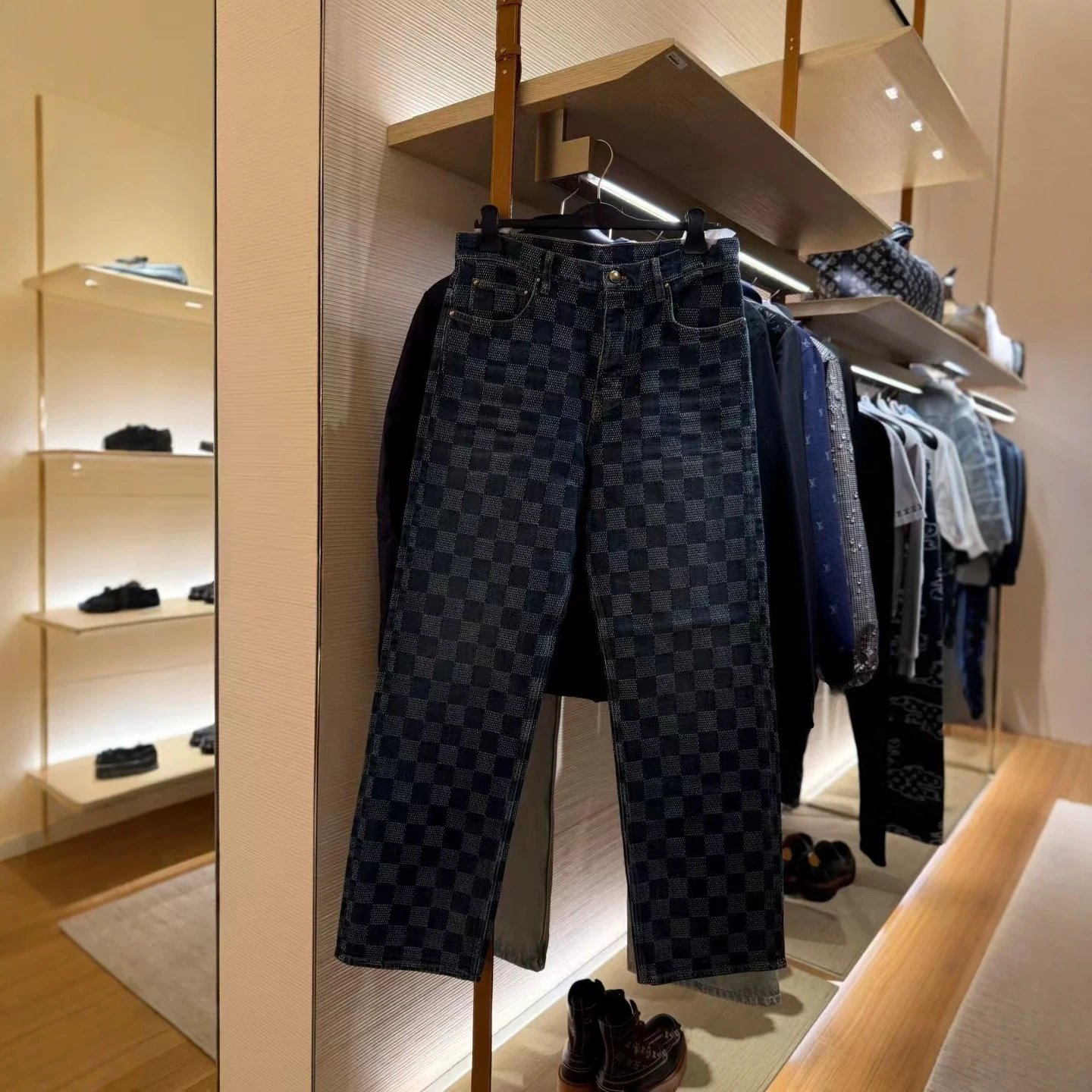 LYWD Jeans 1