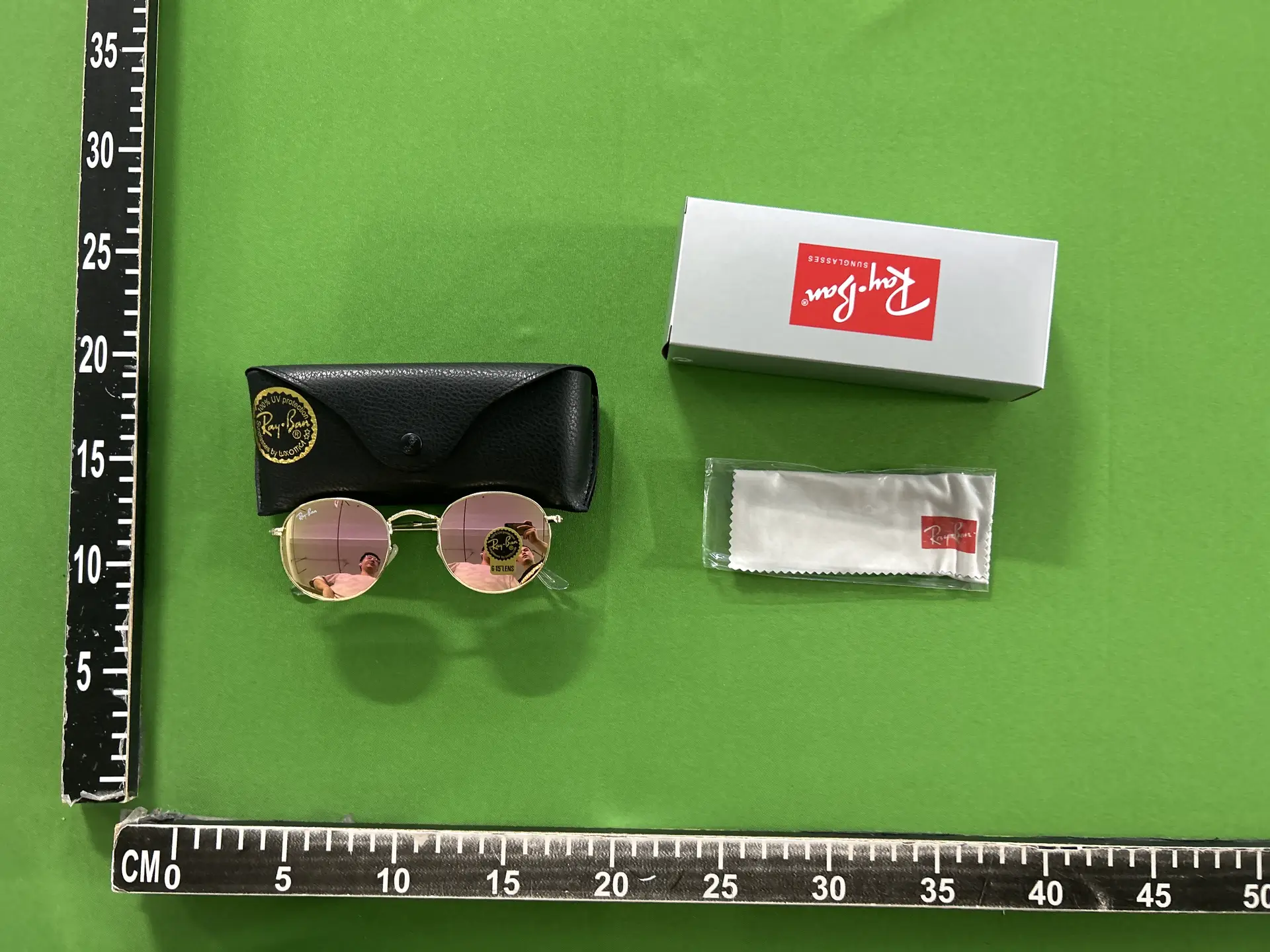 Ray-Ban Round Metal sunglasses pink lens