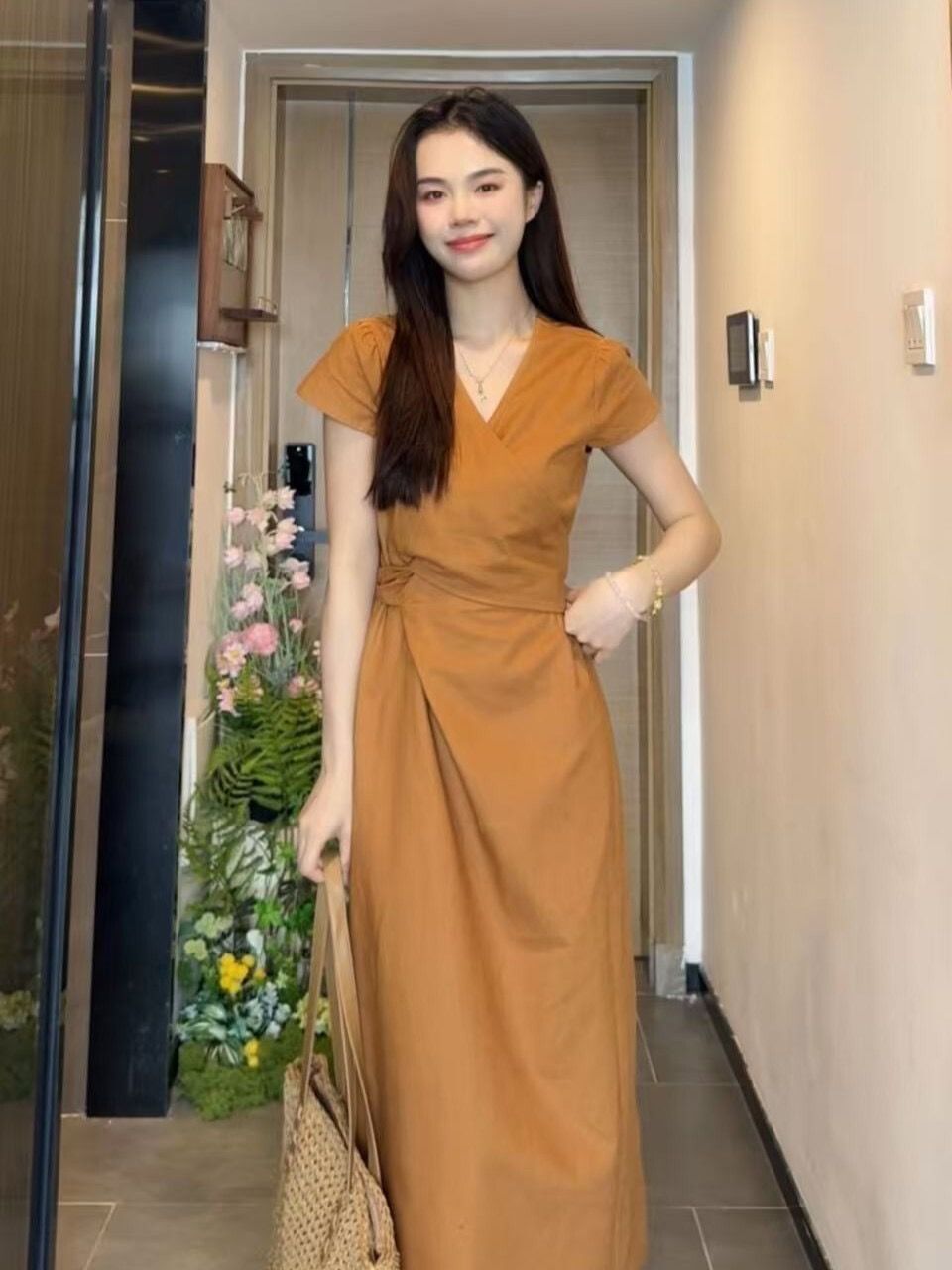 Tight Waist Slim V-Neck dress 2025 Summer New Style Minute Style High-end Long Dress French Dress Women's Clothing