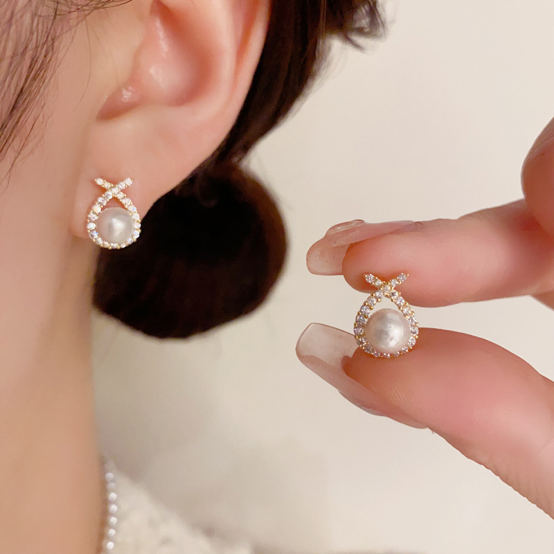 Korean and Japanese Minimalist Ins-Style Cross Micro-Encrusted Pearl Earrings for Women, Sweet and Delicate, Super Fairy-Like, Fashionable and Versatile Earrings Wholesale