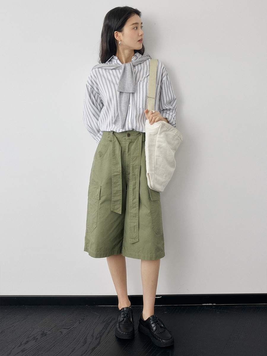 Simple and Stylish: Say Goodbye to Internal Stress over Outfits. Draped Cotton Loose-Fit Workwear 2026 Spring New Style Five-Point Casual Pants 10279