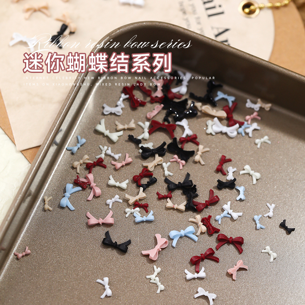 Explosive Mini Nail Art Bow Jewelry Mixed Large small size Simple Black and White Resin Wearing Armor Accessories Wholesale