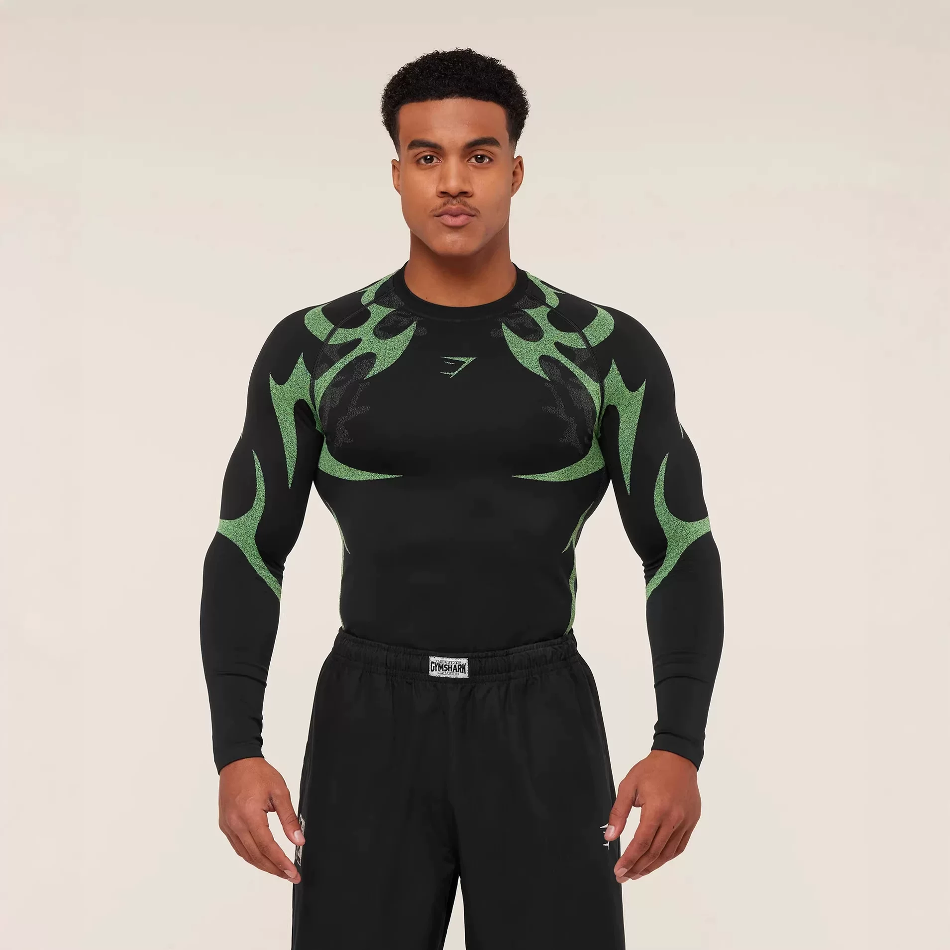 GYM seamless quick drying slim fit long sleeved T-shirt for men, elastic sports, muscle fitness, running, basketball training, base tight fitting clothing