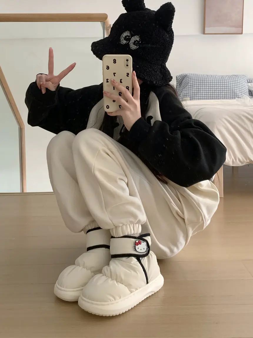 Thin Cute Hello Kitty Waterproof Bread Cotton Shoes Women's Winter Wear Fashion Colorblock Velcro Snow Boots