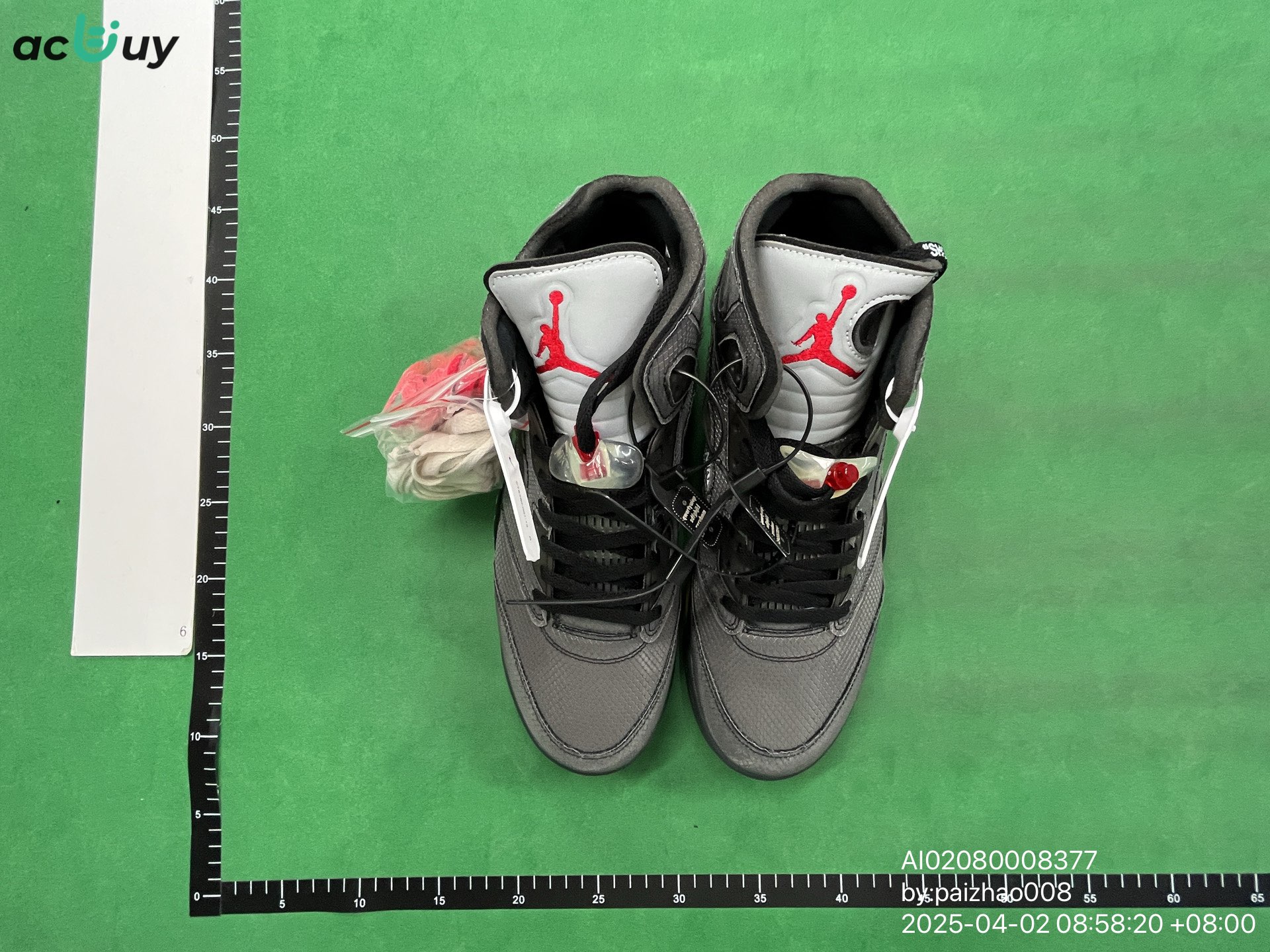 Off-White x Air Jordan 5 — foto QC 3
