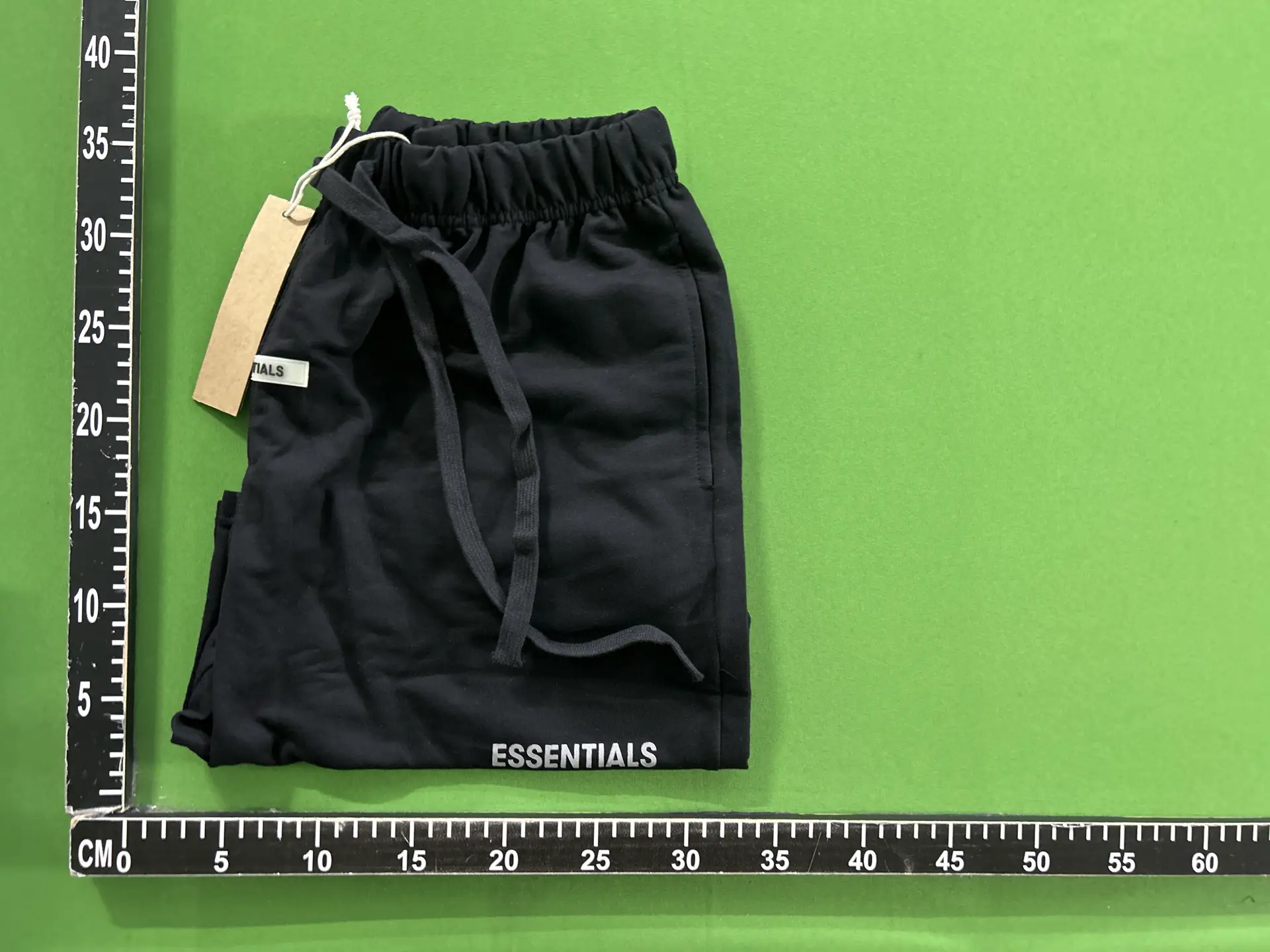 Fear of God Essentials Sweatshorts Black