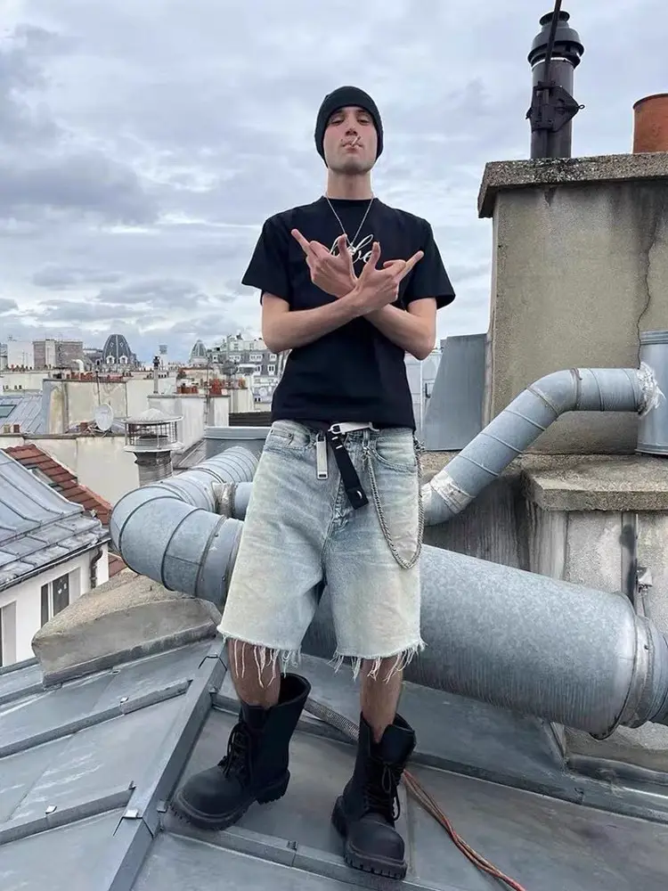 American Paris 22Fw Spring and Summer Skater Raw Edge Worn Distressed Jeans Trendy Brand Summer Washed Blue Shorts