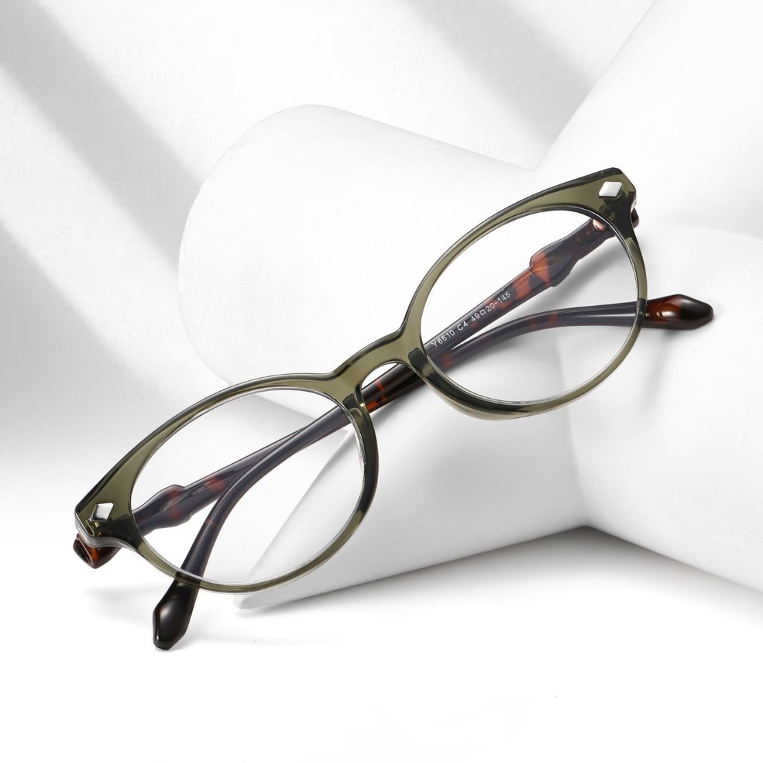 Ultra-Light Tr Glasses Y6610 Small Cat Eye 49 Fashion Popular Versatile Round Face Stylish Anti-Blue Light Can Be Matched with Glasses Wholesale