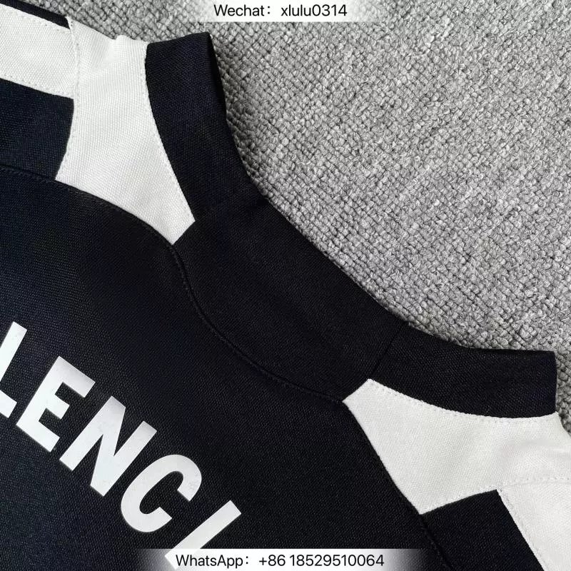 BALENCIAGA T-shirt