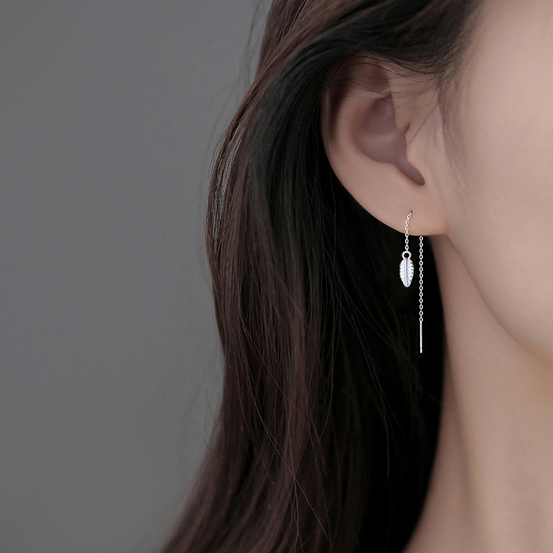 Small Leaf Tassel Ear Line South Korea Elegant Long Face Shine Thin and Fresh Leaf Chain Eardrop Women's Simple Ear Chain