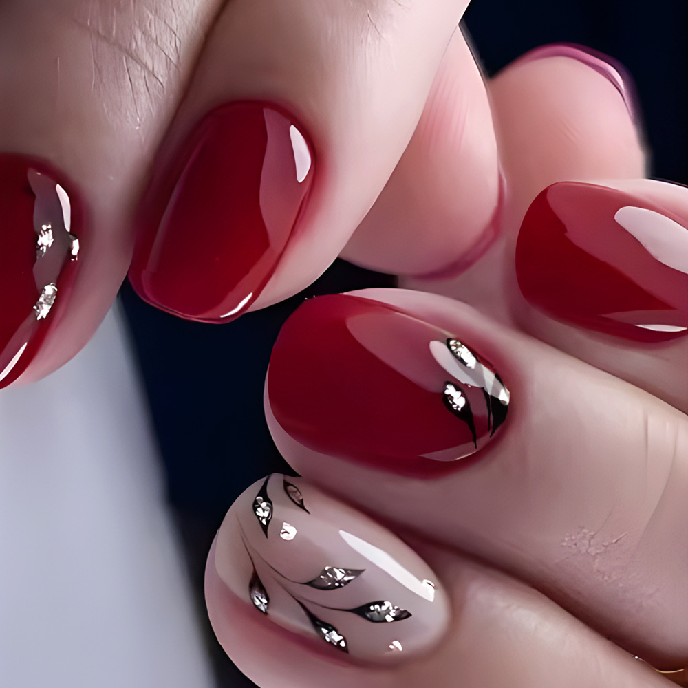 Short Oval Wearable Nails in Red and Pink Color Leaves Glitter Powder Daily Simple Glossy Manicure Press-On Fake Nails