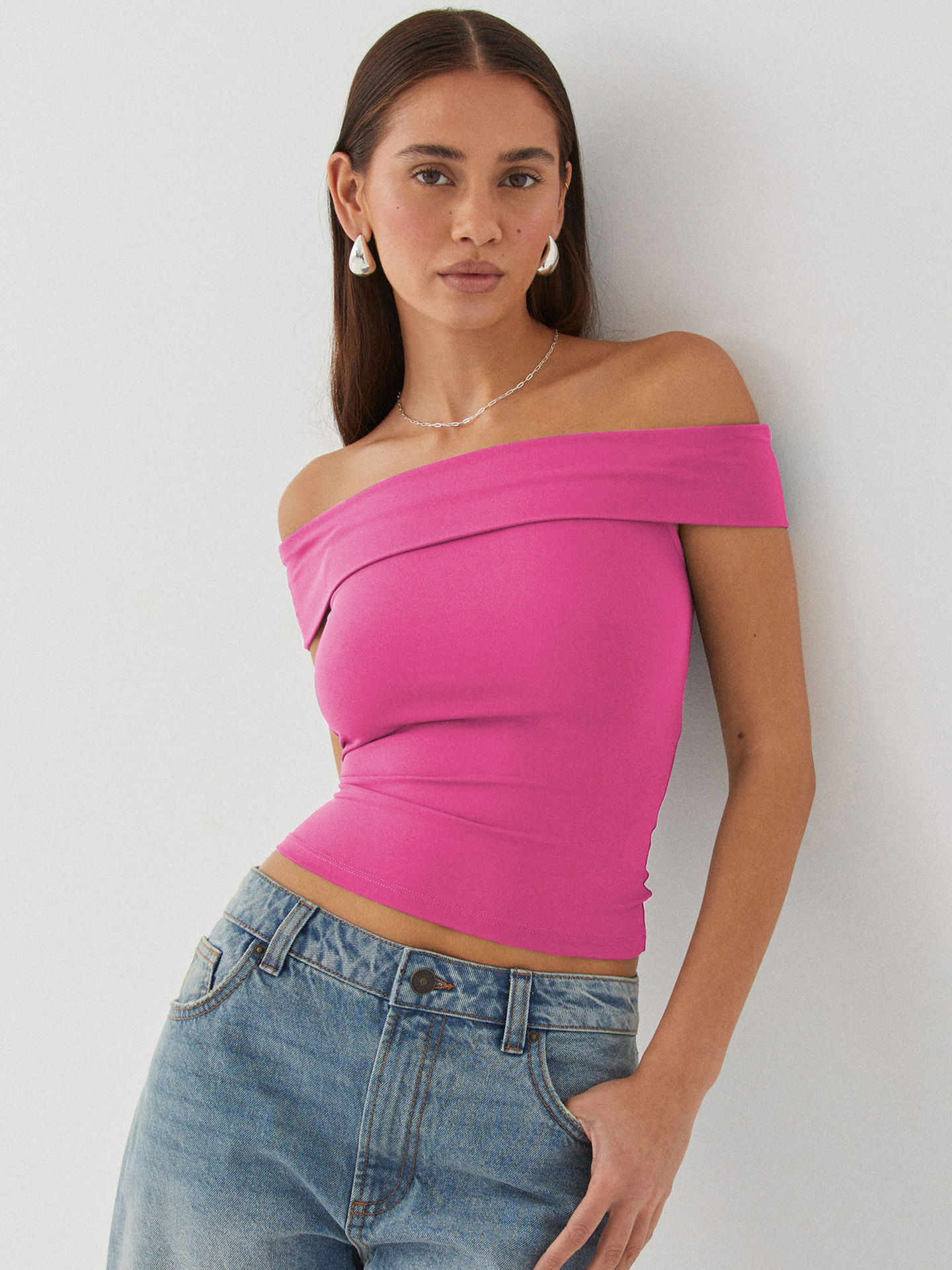 Amazon Cross-Border European and American Women's Clothing 2026 Summer New Style Strapless Fashion One-Shoulder Sexy Pure Color T-Shirt
