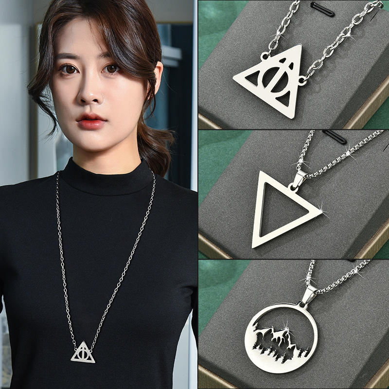 Creative design personality geometric pendant sweater chain long necklace men and women with sweater chain Accessories Wholesale