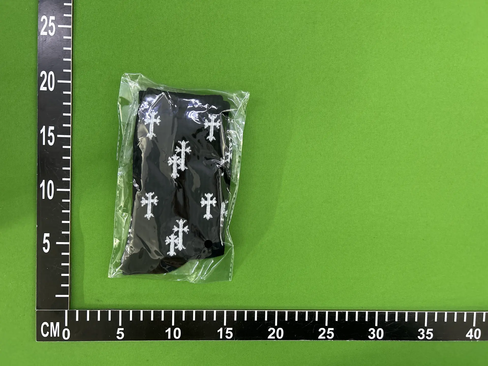 Cross small shelf socks