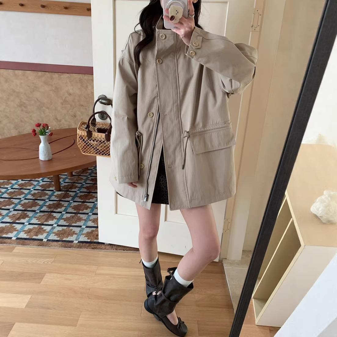 Mid-Length Windbreaker Jacket with Large Pockets and Drawstring for Women, New Spring Korean Style Stand Collar Casual Versatile Top