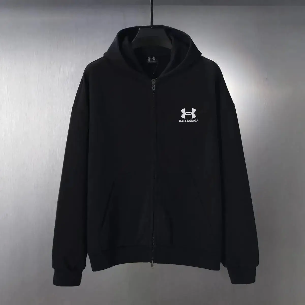 cc 卫衣拉链款