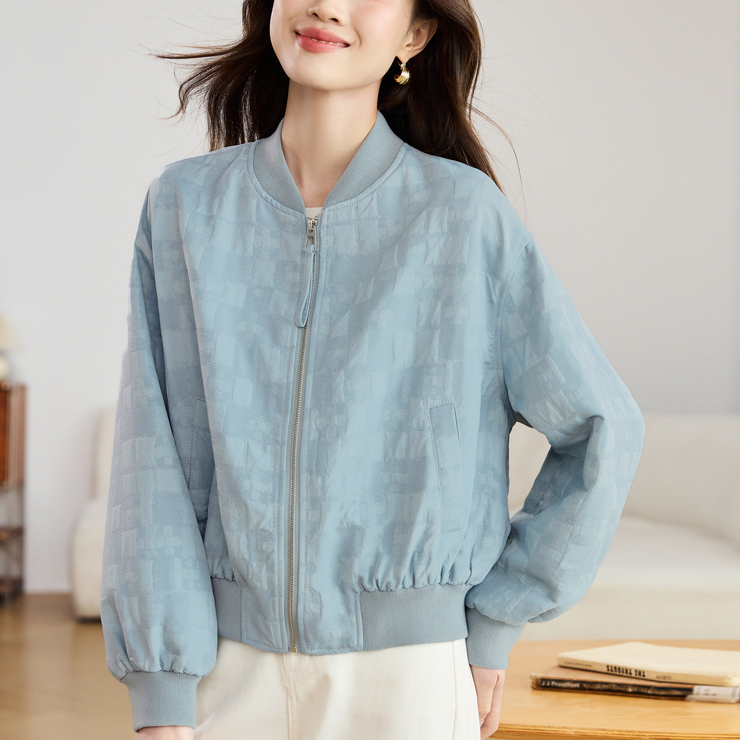 Women's Jacket, Spring 2026 New Model, Popular Hot Item This Year, Early Spring Short Baseball Jacket for Petite Moms