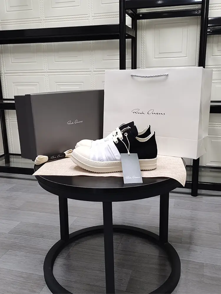 Men's Low-Top Canvas Shoes with Thick Soles, Versatile Trendy Shoes, European and American Style Couple Shoes, Black and White Satin Short Boots, Casual Sneakers