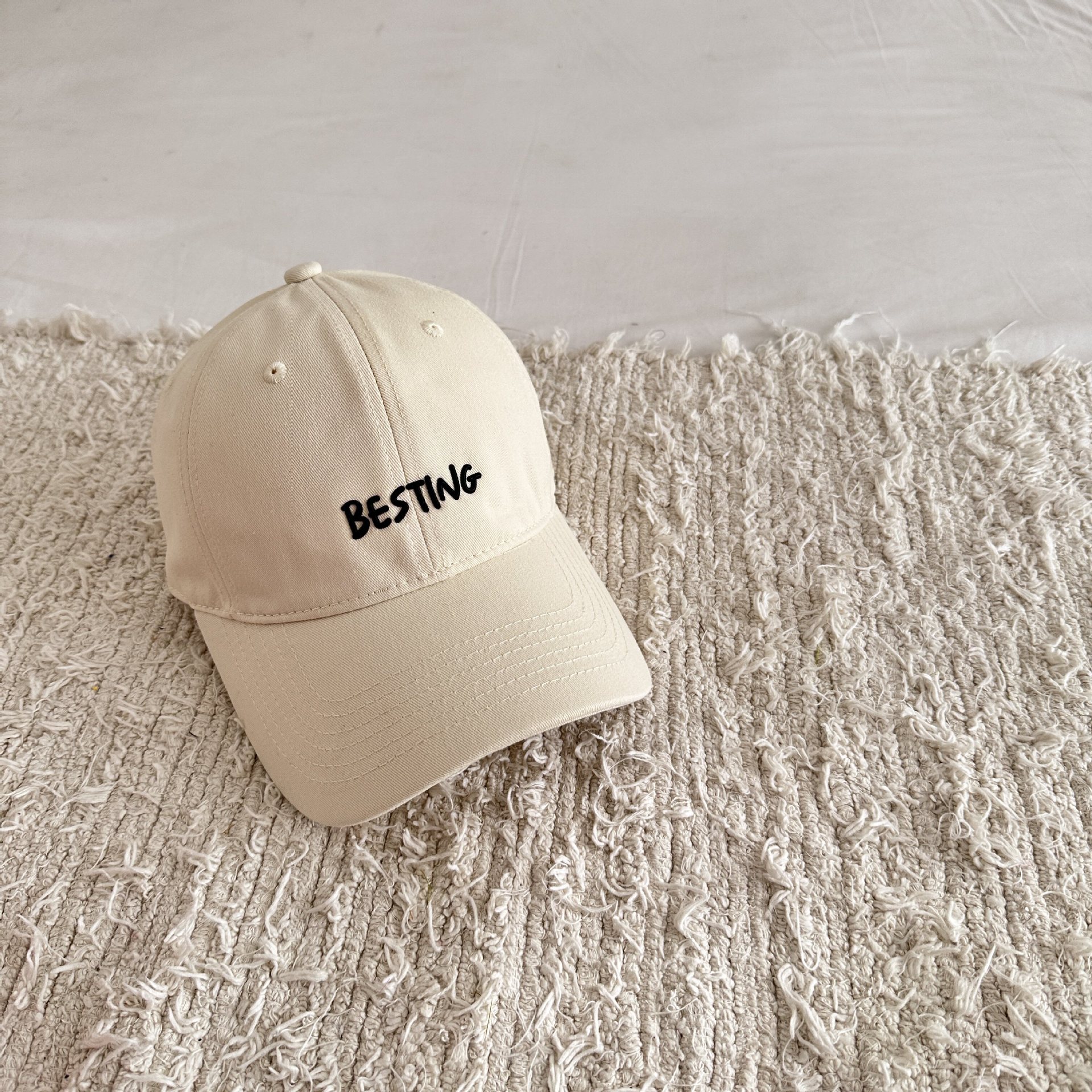 American-Style High-Quality Small Letter Embroidery Washed Soft-Top Distressed Baseball Cap for Women, Spring and Summer, Face-Slimming Duckbill Cap for Men