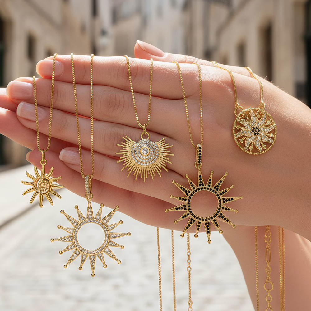 Locomotive Wind Sun Element Inlaid Zircon Hollow Design Punk Modern Fashion Cold Wind Design Sense Necklace