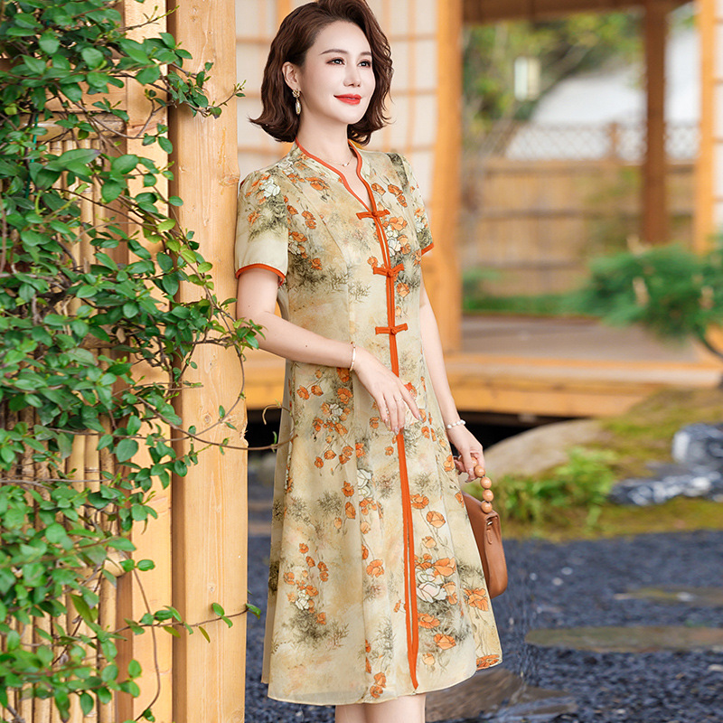 Fashionable Loose-Fitting Dress for Middle-Aged Moms, Elegant and Slimming, Suitable for Ages 40-50, Age-Reducing, Tummy-Concealing, Slimming Mid-Length Dress
