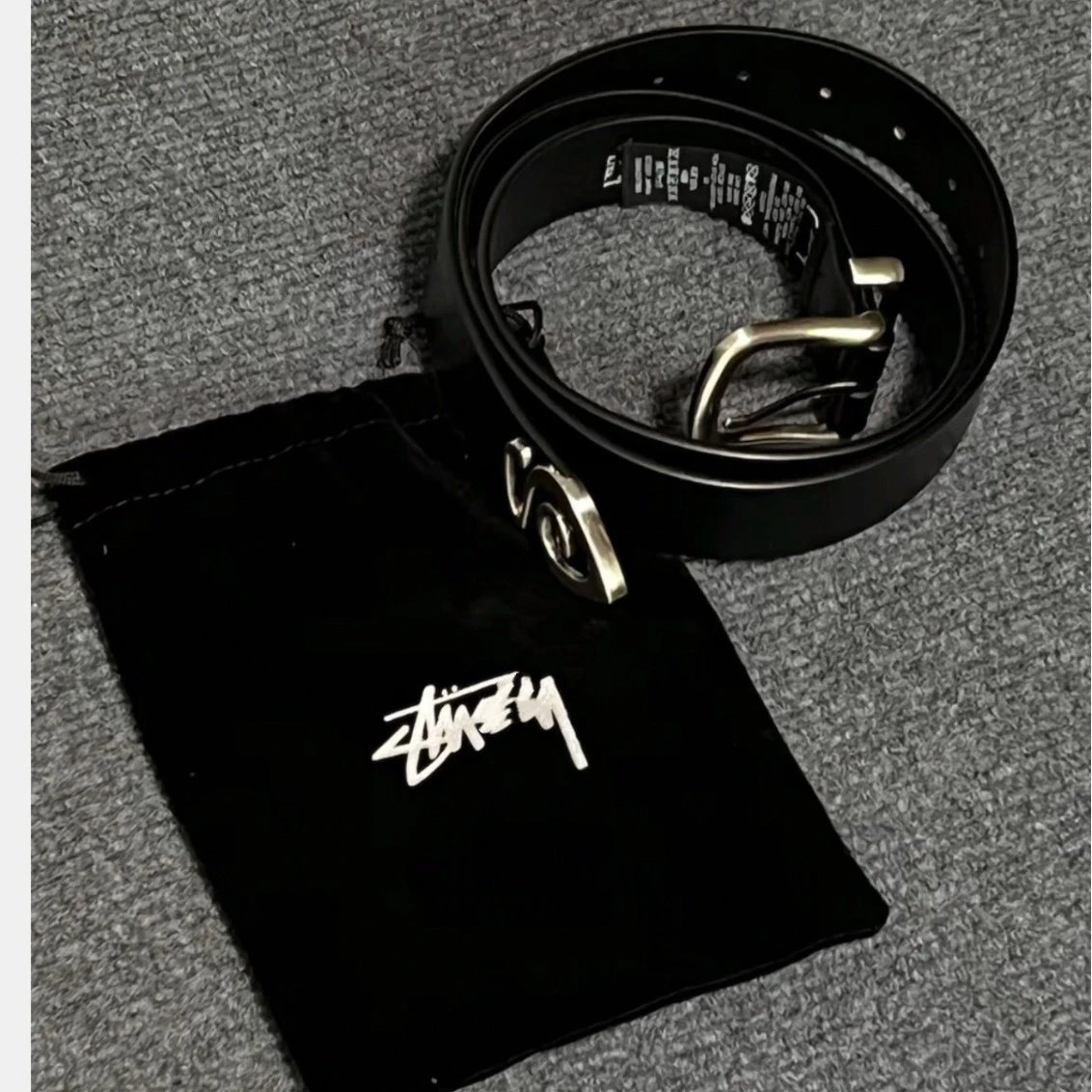 高版本 STU徽标蚊香型装饰针扣真皮皮带经典针眼扣简洁奢华腰带潮